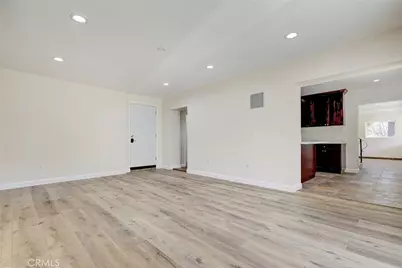 27506 Oak Spring Canyon Road, Canyon Country, CA 91387 - Photo 15