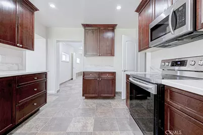 27506 Oak Spring Canyon Road, Canyon Country, CA 91387 - Photo 11
