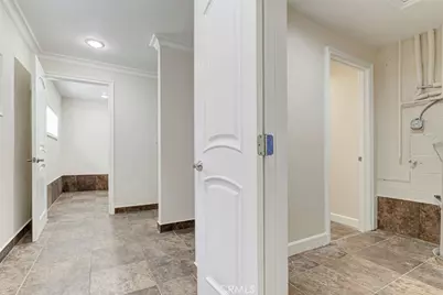 27506 Oak Spring Canyon Road, Canyon Country, CA 91387 - Photo 17
