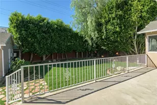 306 Parkwood Dr, Glendale, CA 91202 - Photo 53