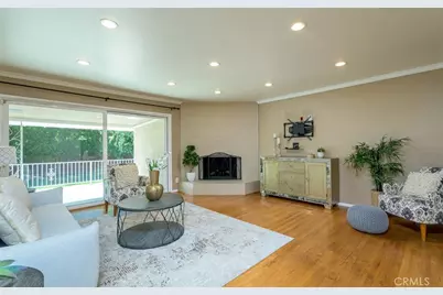 306 Parkwood Drive, Glendale, CA 91202 - Photo 23