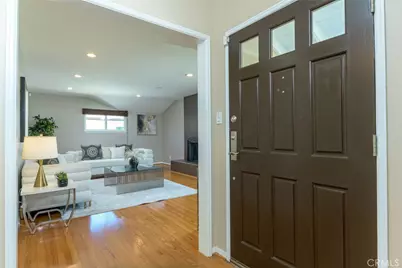 306 Parkwood Drive, Glendale, CA 91202 - Photo 7