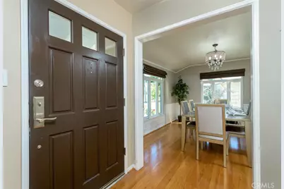 306 Parkwood Drive, Glendale, CA 91202 - Photo 13