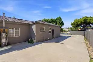 6742 6744 Radford Ave, North Hollywood, CA 91606 - Photo 23