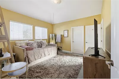 4177 S Cloverdale, Los Angeles, CA 90008 - Photo 19