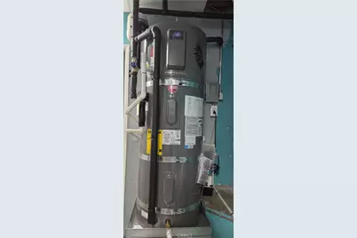 1933 Nuevo, Hemet, CA 92545 - Photo 5