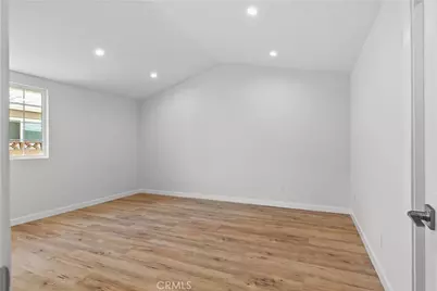 8401 Kester, Panorama City, CA 91402 - Photo 25