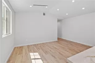 8401 Kester, Panorama City, CA 91402 - Photo 15