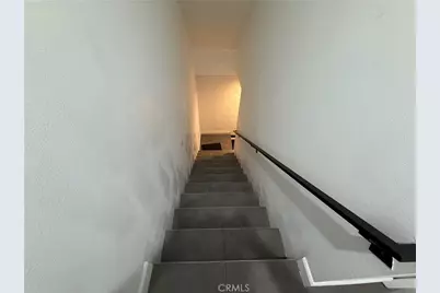 9702 Via Roma, Burbank, CA 91504 - Photo 17