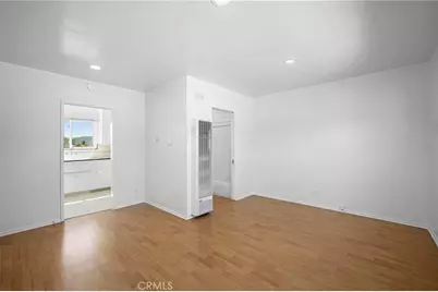 656 W Glenoaks Boulevard, Glendale, CA 91202 - Photo 5