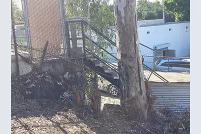 1203 E Cesar E Chavez, Los Angeles, CA 90033 - Photo 37