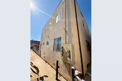 5048 E Echo Street, Los Angeles, CA 90042 - Photo 23