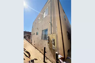 5048 E Echo Street, Los Angeles, CA 90042 - Photo 25