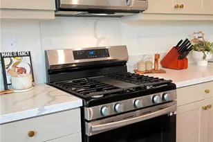 906 Lemon Dr, Pomona, CA 91768 - Photo 7