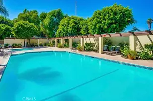 12720 Burbank, Valley Village, CA 91607 - Photo 15