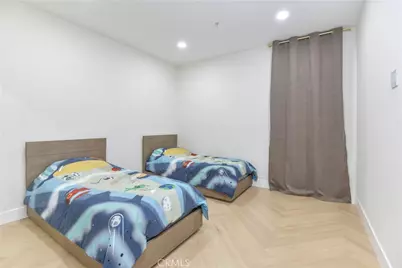 250 N First St #321, Burbank, CA 91502 - Photo 19