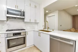 250 N First St, Burbank, CA 91502 - Photo 5