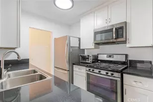 421 S La Fayette Park Pl, Los Angeles, CA 90057 - Photo 11