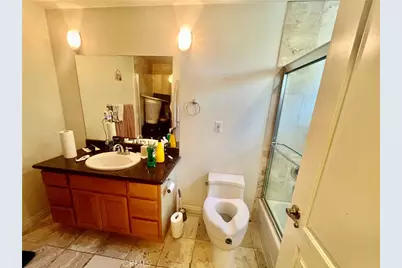 1515 Grismer Avenue #102, Burbank, CA 91504 - Photo 13