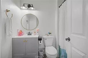 10894 Olinda St, Los Angeles, CA 91352 - Photo 25