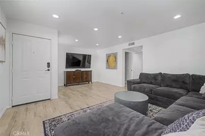 10894 Olinda Street #109, Los Angeles, CA 91352 - Photo 7