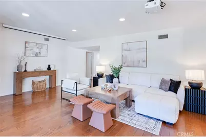 5406 Hazeltine Avenue, Sherman Oaks, CA 91401 - Photo 11