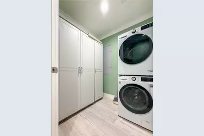 250 N First Street #326, Burbank, CA 91502 - Photo 11