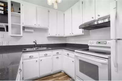 6815 Remmet Avenue #216, Canoga Park, CA 91303 - Photo 11