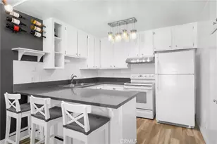 6815 Remmet Ave, Canoga Park, CA 91303 - Photo 9