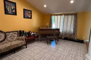 13765 Algranti, Sylmar, CA 91342 - Photo 9