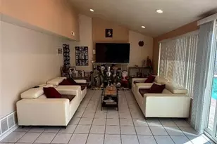 13765 Algranti, Sylmar, CA 91342 - Photo 11