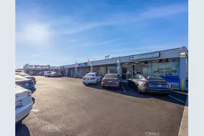 6023 Reseda Boulevard, Tarzana, CA 91356 - Photo 3