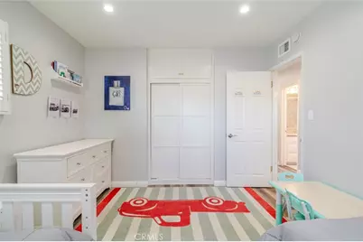 10532 Aqueduct Avenue, Granada Hills, CA 91344 - Photo 25