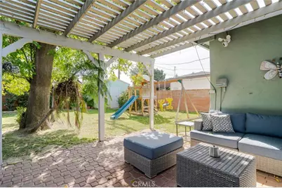 10532 Aqueduct Avenue, Granada Hills, CA 91344 - Photo 33