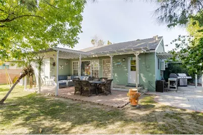 10532 Aqueduct Avenue, Granada Hills, CA 91344 - Photo 37