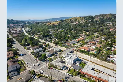 2111 N Verdugo, Glendale, CA 91208 - Photo 59