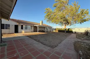 7653 Phelan, Phelan, CA 92371 - Photo 5