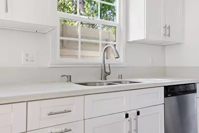 16937 Hartland, Lake Balboa, CA 91406 - Photo 11