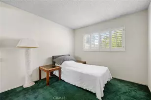 9555 Via Venezia, Burbank, CA 91504 - Photo 23