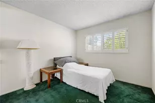 9555 Via Venezia, Burbank, CA 91504 - Photo 21