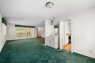 9555 Via Venezia, Burbank, CA 91504 - Photo 9