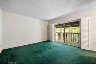 9555 Via Venezia, Burbank, CA 91504 - Photo 17