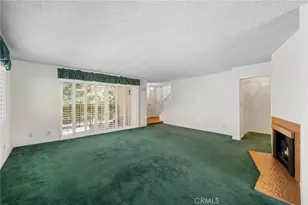 9555 Via Venezia, Burbank, CA 91504 - Photo 11