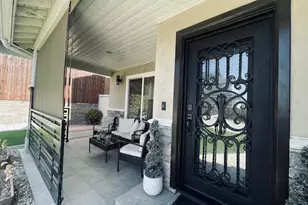 10066 Golden Oaks, Tujunga, CA 91042 - Photo 3