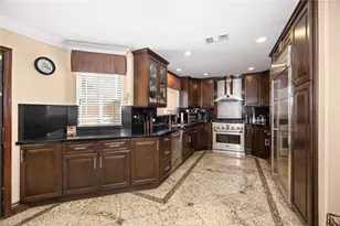 10610 Oak Tree Way, Sunland, CA 91040 - Photo 23