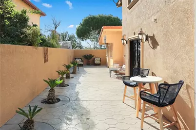 10610 Oak Tree Way, Sunland, CA 91040 - Photo 37