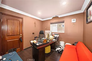 10610 Oak Tree Way, Sunland, CA 91040 - Photo 27