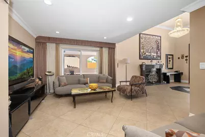 10610 Oak Tree Way, Sunland, CA 91040 - Photo 19