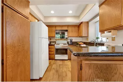 456 E San Jose Avenue #B, Burbank, CA 91501 - Photo 17