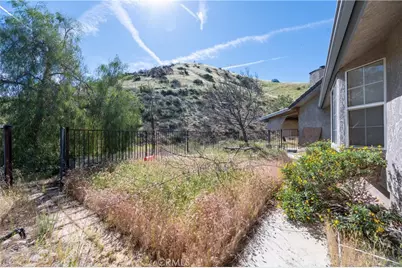8138 Clayvale, Agua Dulce, CA 91390 - Photo 27